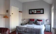 Studio flat - An Bonnan Bui