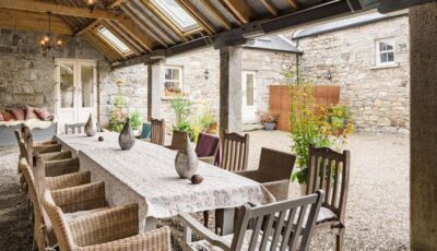 Stunning Granite Barn Conversion