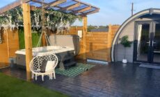 The Garden Pod with Private Hot Tub