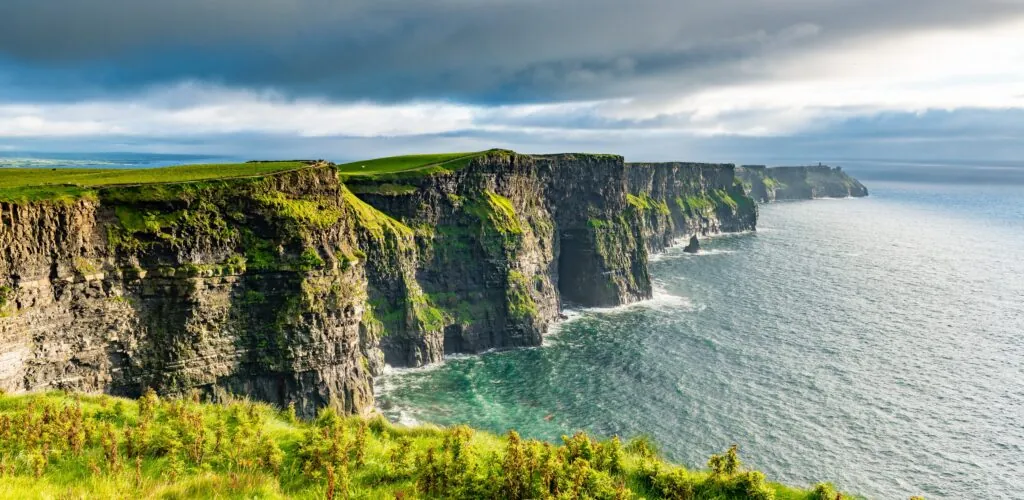Moher Klippen 2025: Teilweise Sperrungen, aber die Stätte bleibt zugänglich!