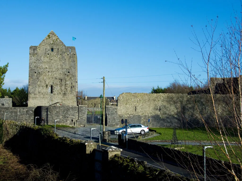Athenry Castle - Conor Lawless - cc