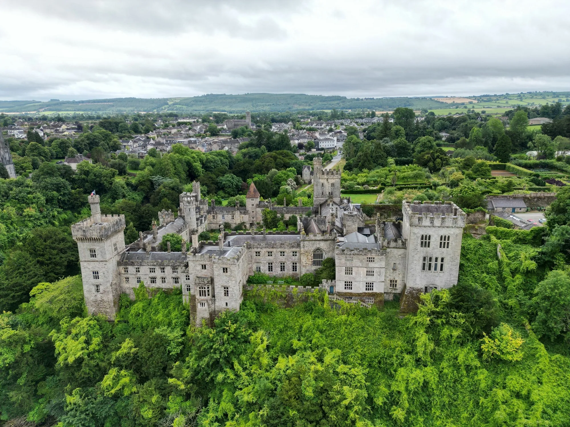 Lismore castle - © Bill58/Wirestock Creators