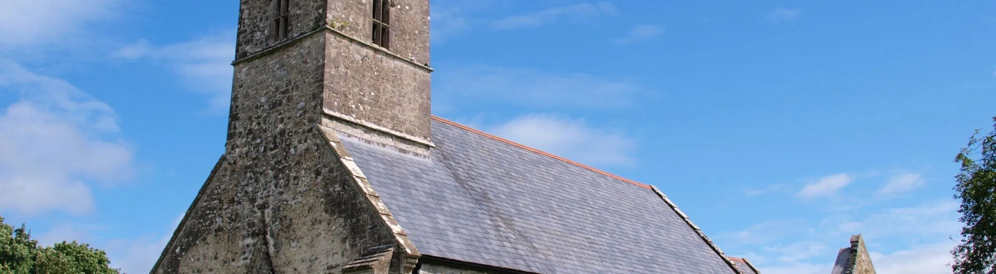 Die Clonfert Cathedral