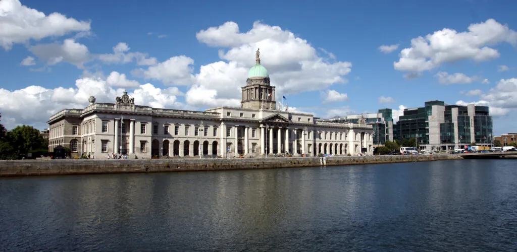 custom house 1