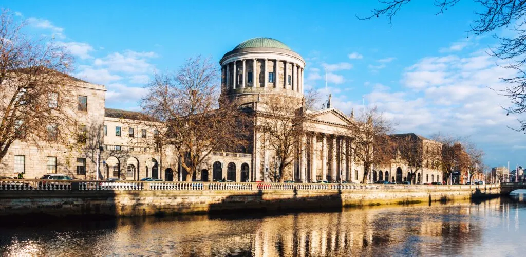 four courts 4