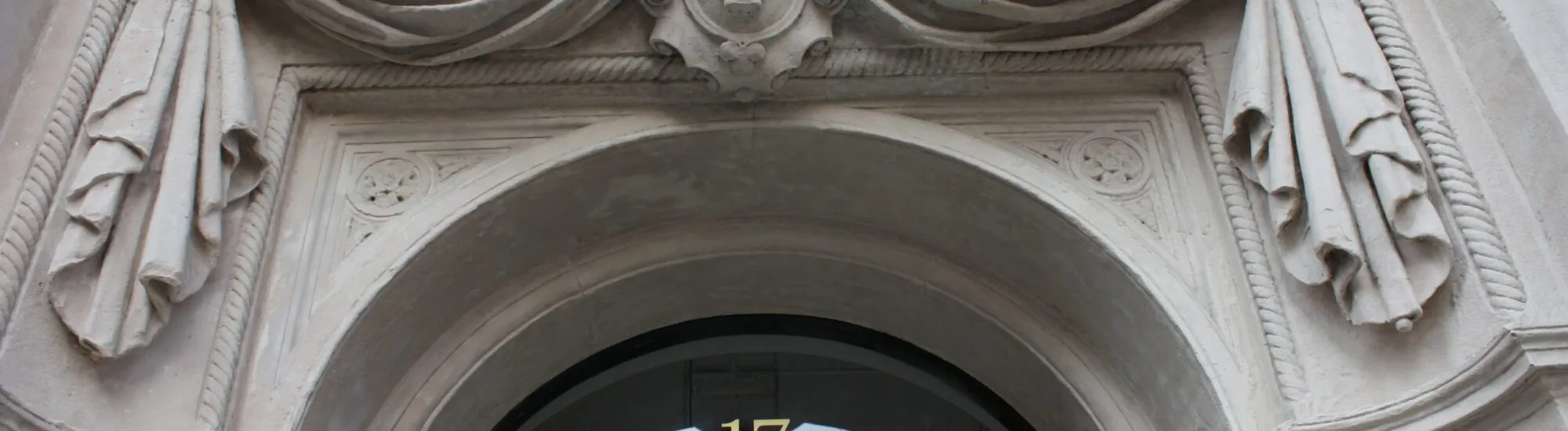 Linen Hall Library