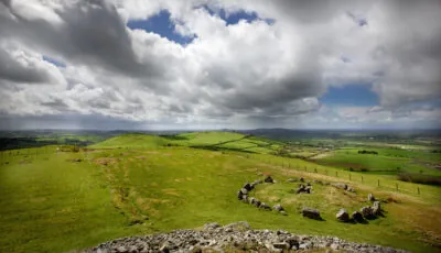 Die Loughcrew Cairns – Michael Foley – cc