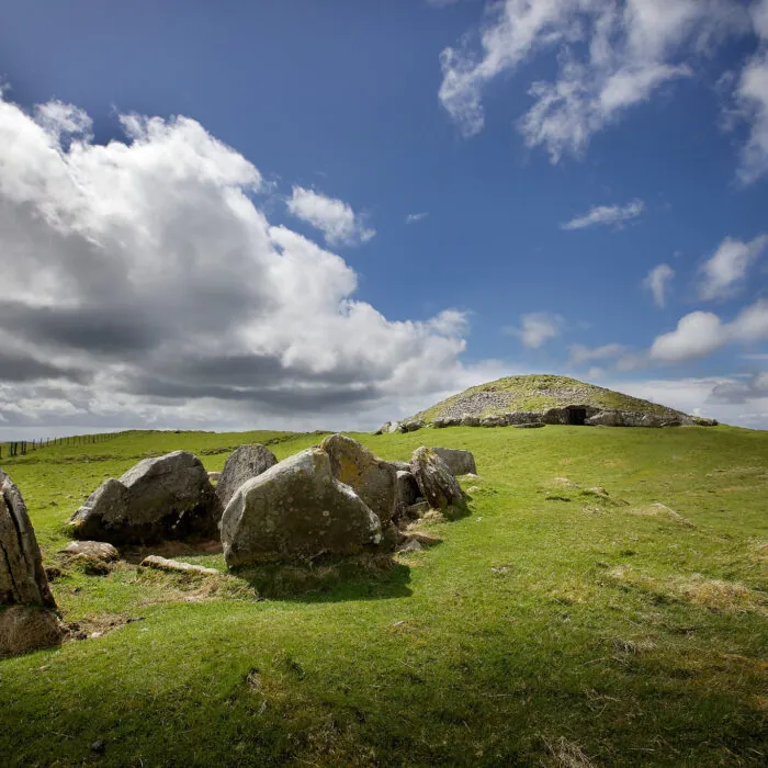 Der Loughcrew Cairns - Michael Foley - cc