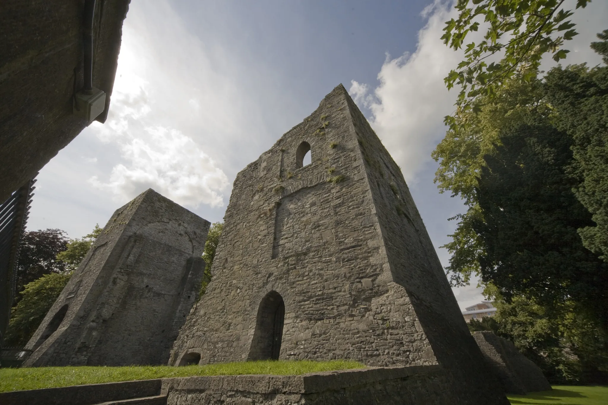 Maynooth Castle - William Murphy - cc