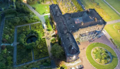 Bantry House und seine Terrassengärten - © West Cork Music