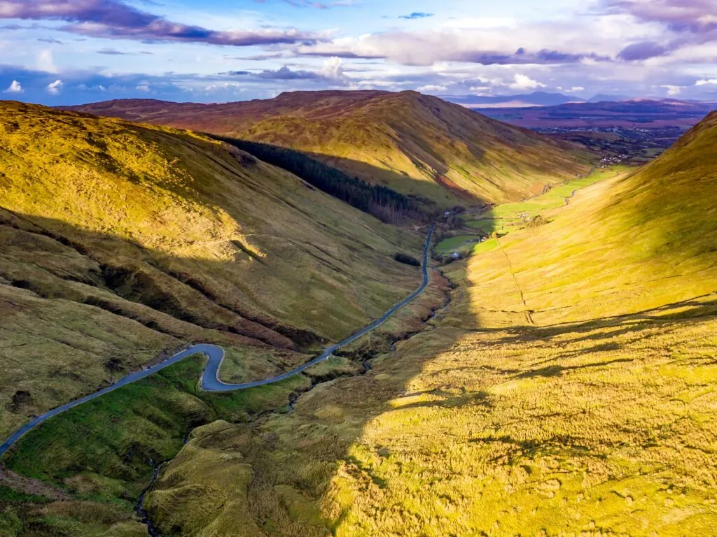 Luftaufnahme von Glengesh Pass - Thomas - 123rf