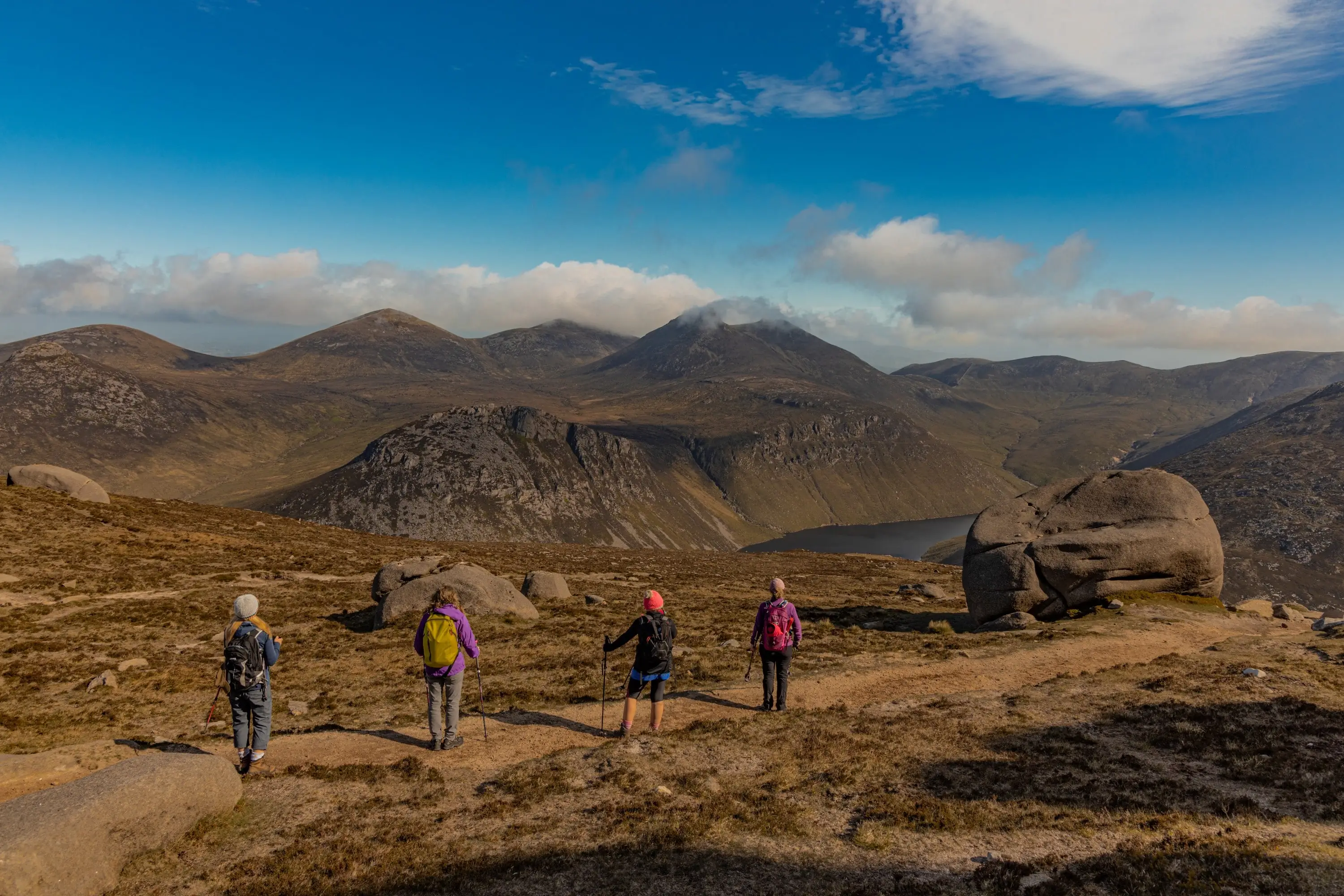Blick auf die Mourne Mountains - © stevie