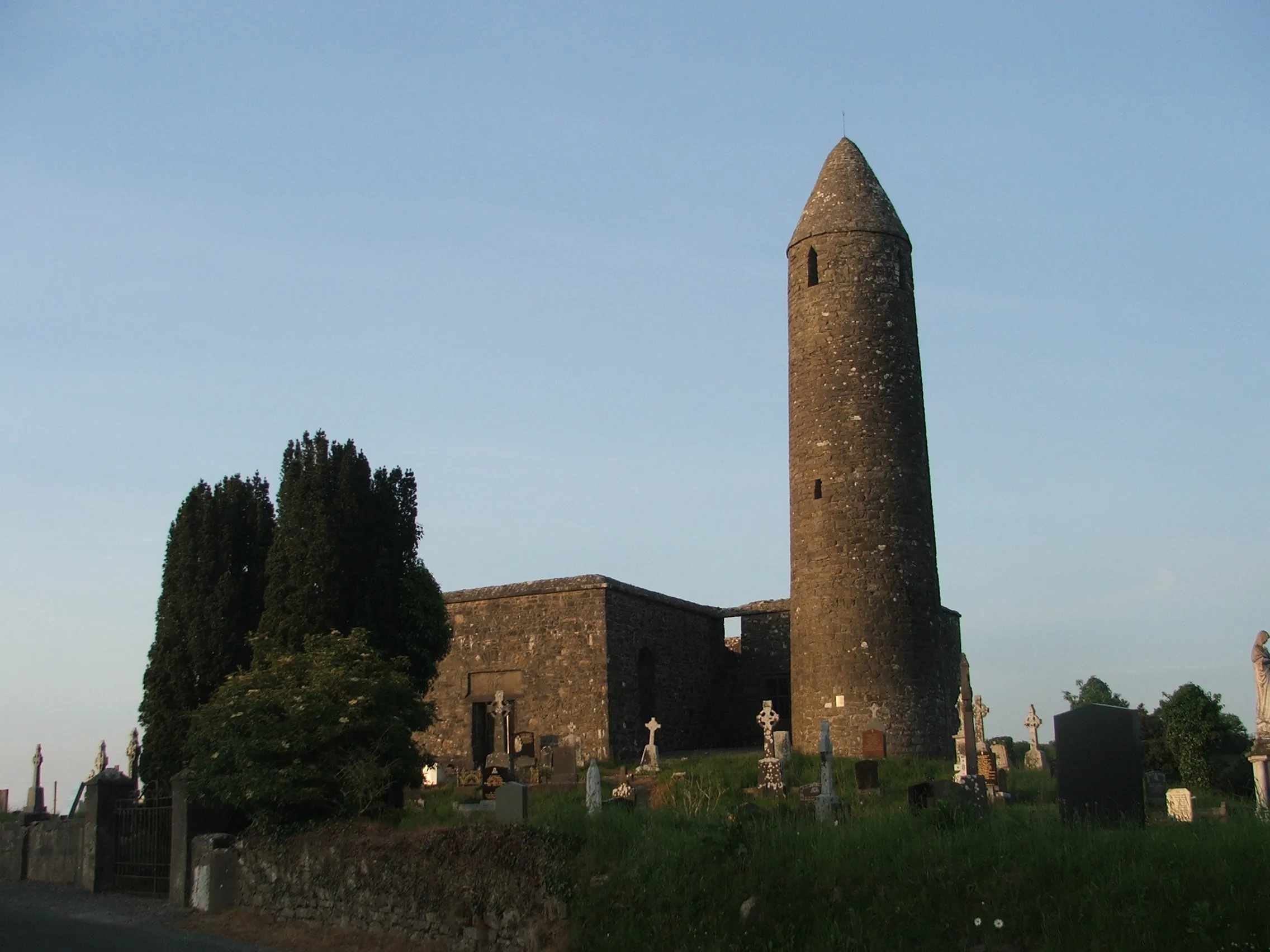 Turlough Kirche