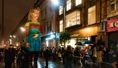 Aufführung des Bram Stoker Festival auf den Straßen von Dublin - © William Murphy