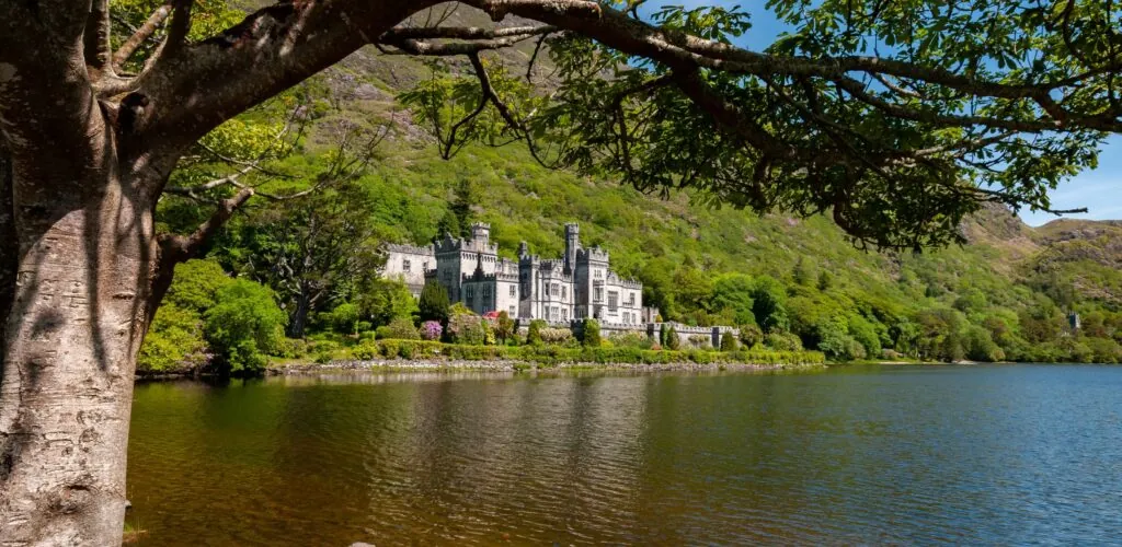 10 Dinge, die Ihnen helfen können, selbstbewusst durch Irland zu reisen