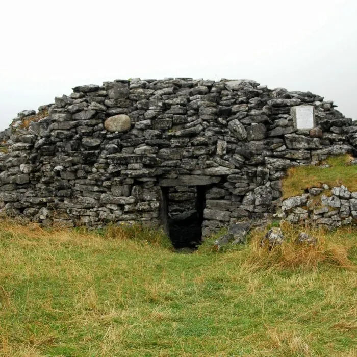 Le Clochan na Carraige - Nemeth in Aran Islands - cc