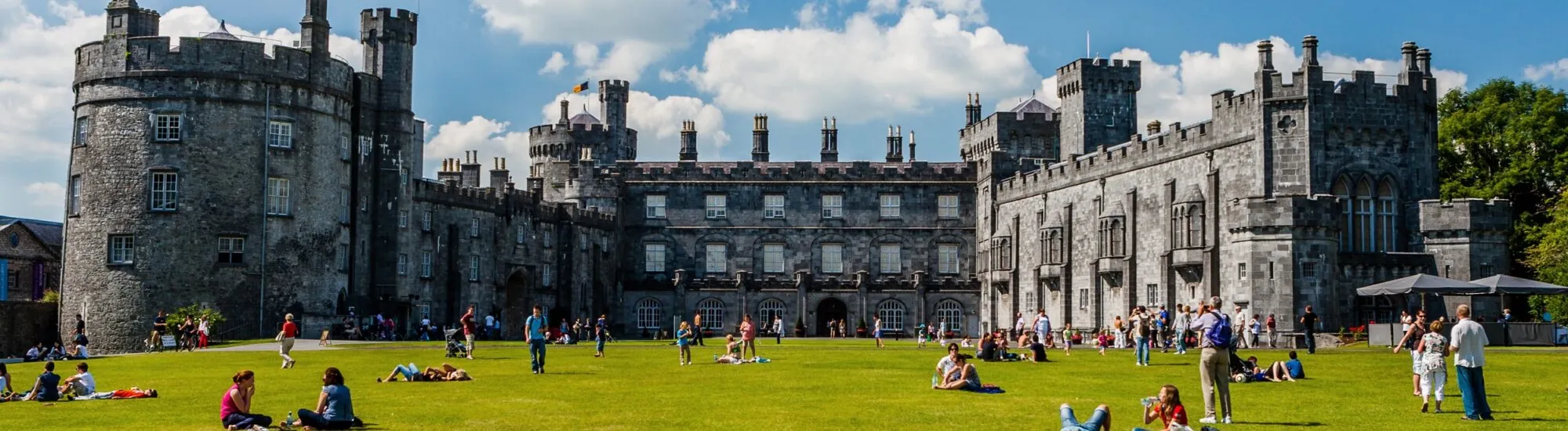 In Irland als Student leben: Unterkunft, Lebenshaltungskosten und Tipps