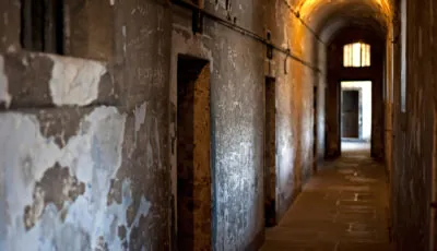 Kilmainham Gaol 1 Gänge und Zellen des ehemaligen Gefängnisses Kilmainham Gaol in Dublin