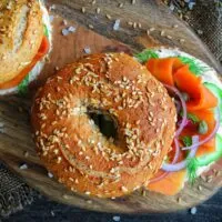 Un bagel au saumon fumé - © Roman Rodionov