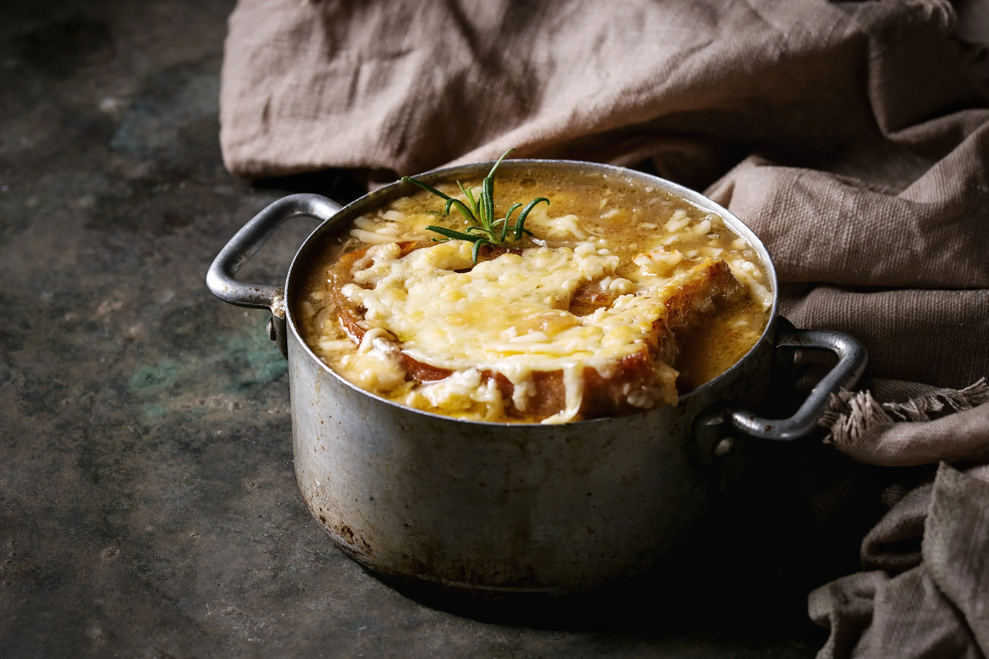 Zwiebel- und Guinness-Suppe