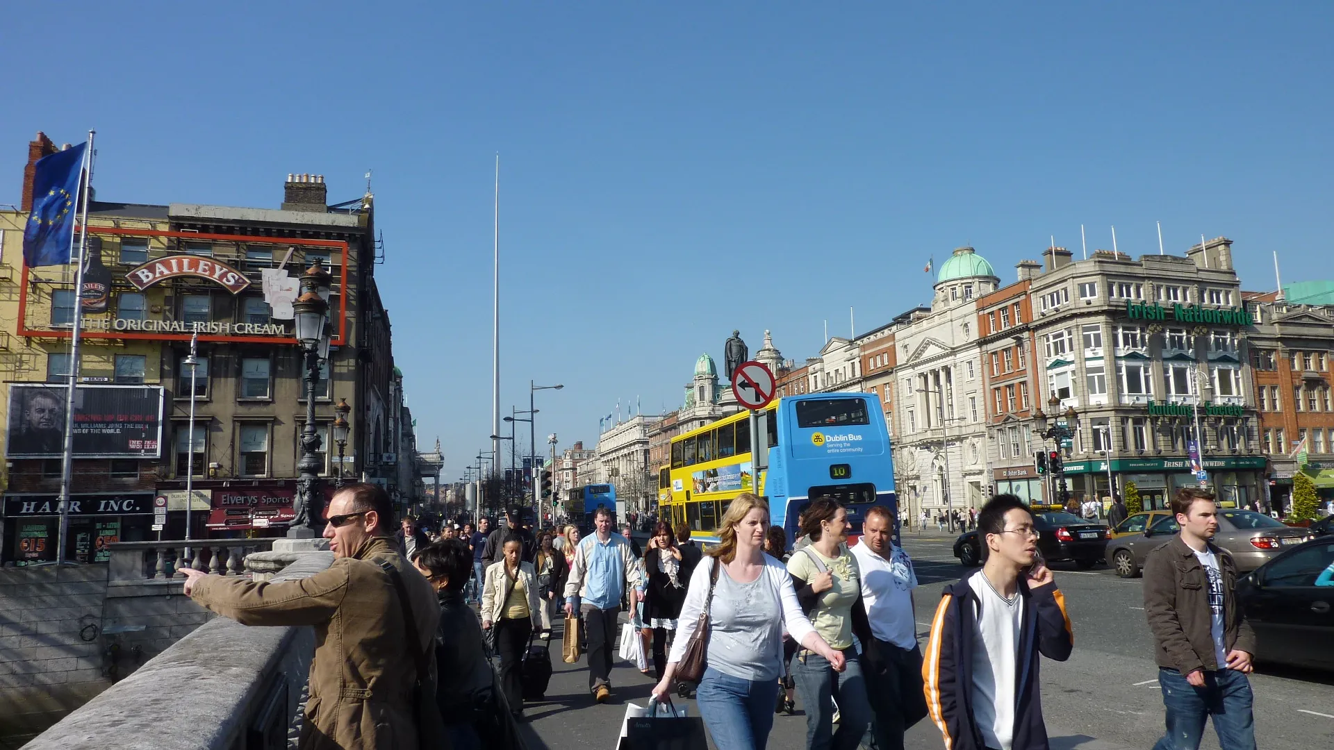O'Conneel Street à Dublin - Sean MacEntee - cc