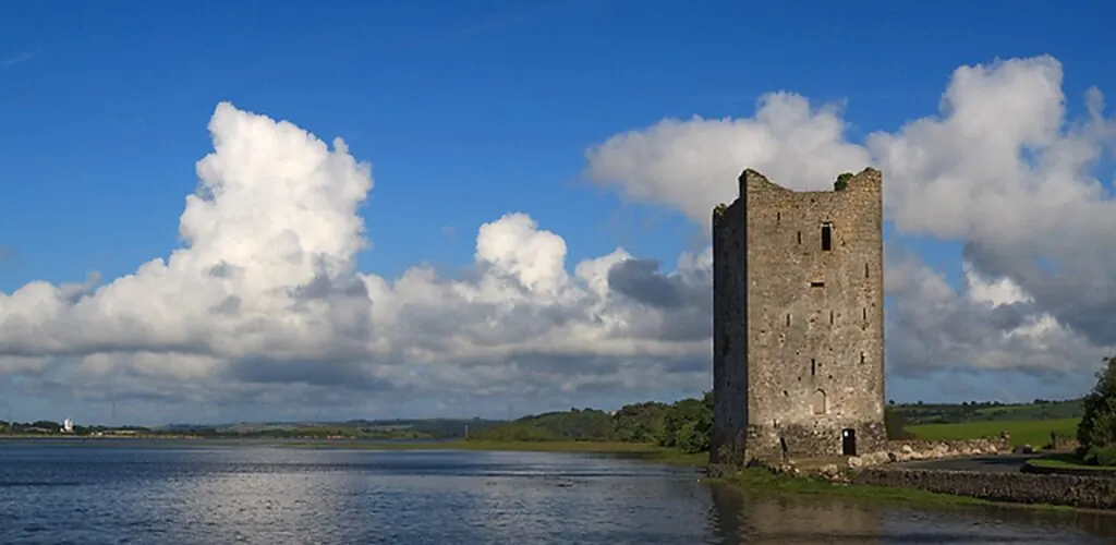 belvelly castle