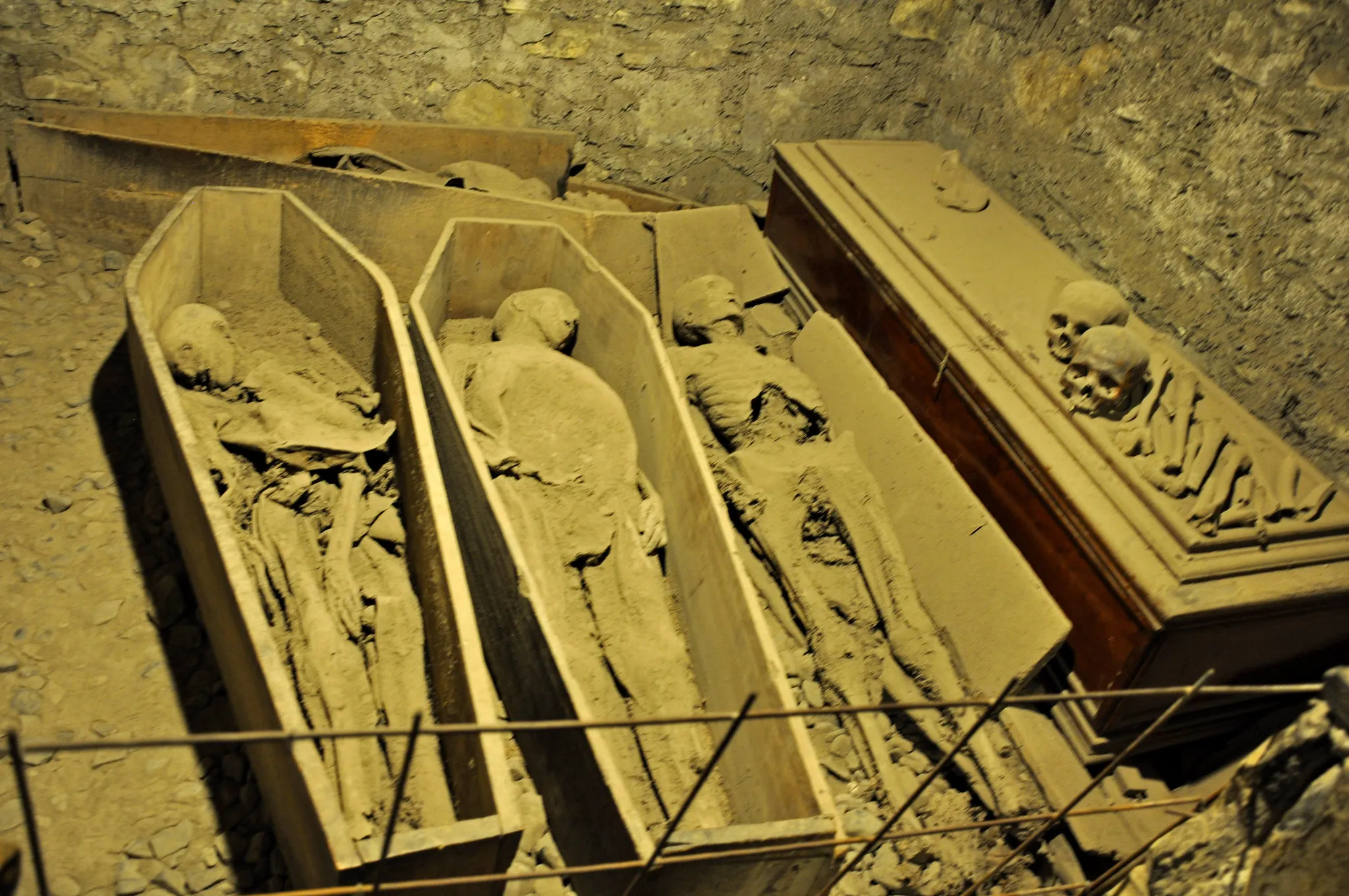 Die verstümmelten Leichen in der St. Michans-Kirche - Jennifer Boyer - cc