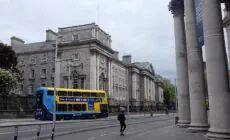 Une rue déserte de Dublin à cause du confinement - Simon - cc