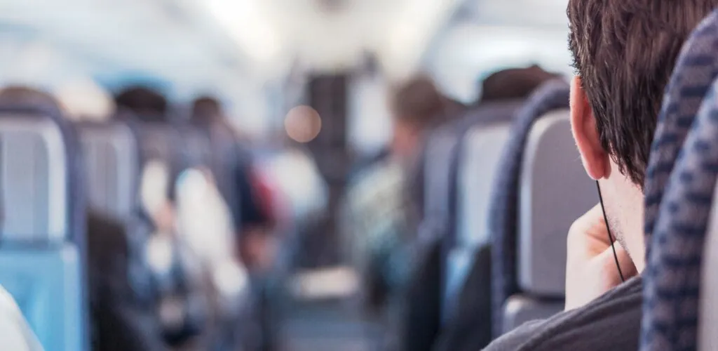 Covid-19: Ende der Maskenpflicht in europäischen Flughäfen und Flugzeugen