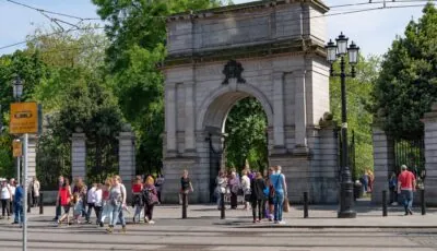 Fusiliers’ Arch am Eingang von St Stephen’s Green in Dublin