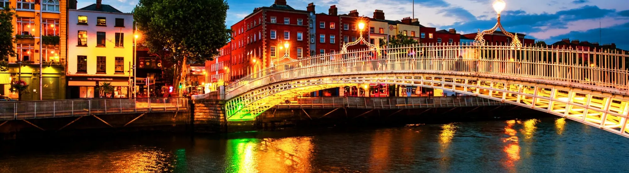 Le Ha'Penny bridge à Dublin - © Madrugada Verde-