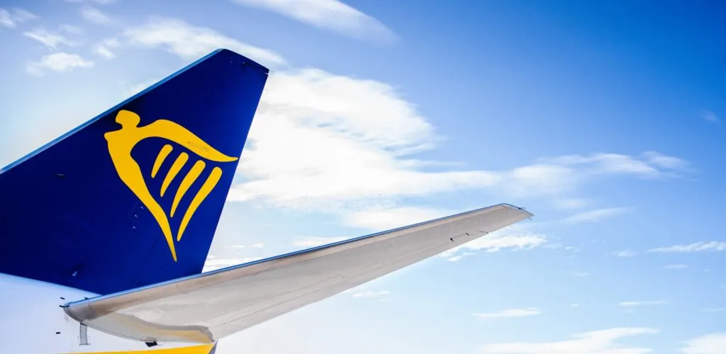 Ryanair kehrt mit 12 neuen Verbindungen zum Flughafen Belfast zurück