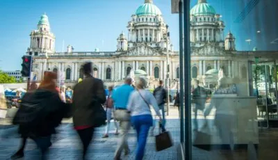 Das Belfast City Hall am Donegall Square