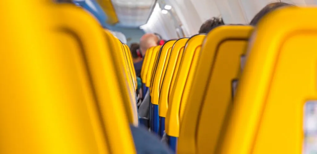 Ryanair fordert Begrenzung des Alkoholkonsums von Passagieren in Flughäfen