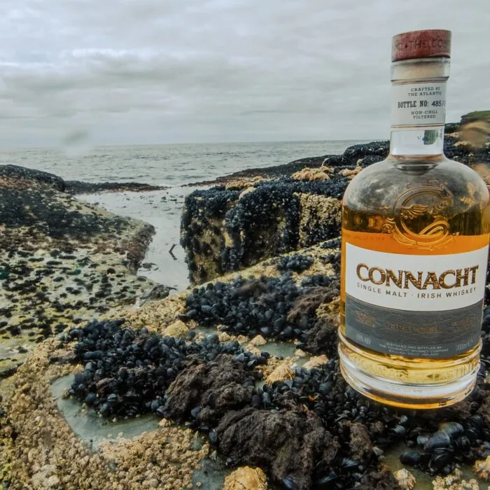Ein Whiskey von der Connacht Whisky Distillery