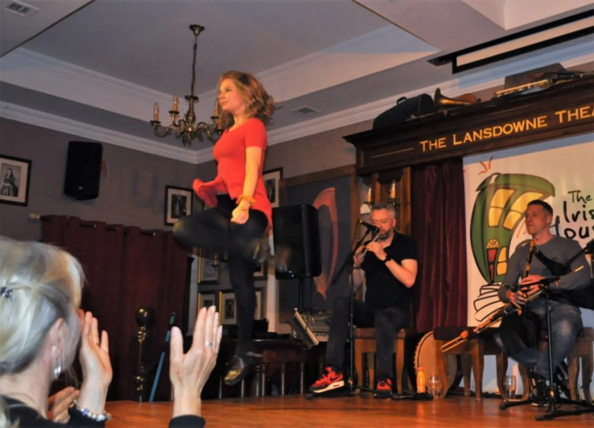 Dublin: Musik- und Tanzdarbietungen bei der Irish House Party