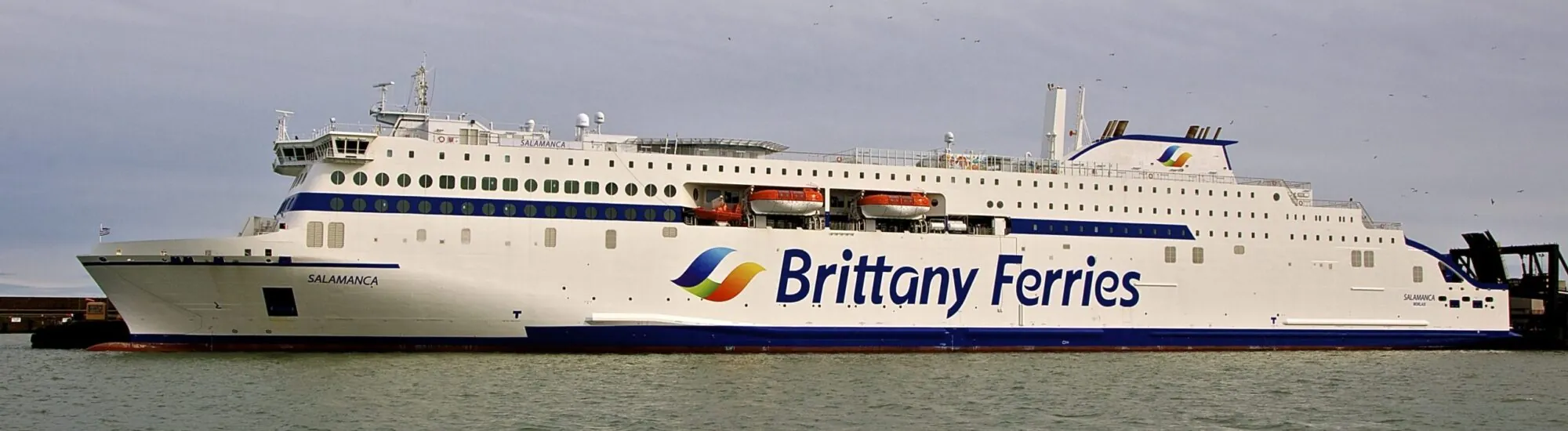 Fähre nach Irland: Für oder gegen die Reise in der Kabine?