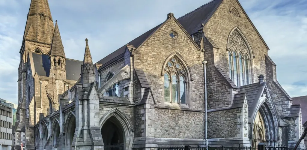 Der Manifesto Market, ein neuer Lebensmittelmarkt in einer ungenutzten Kirche in Dublin
