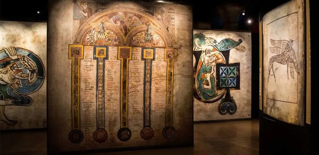 Dublin: Trinity College wird die „Book of Kells Experience“ einrichten: eine Attraktion, die dem Book of Kells gewidmet ist