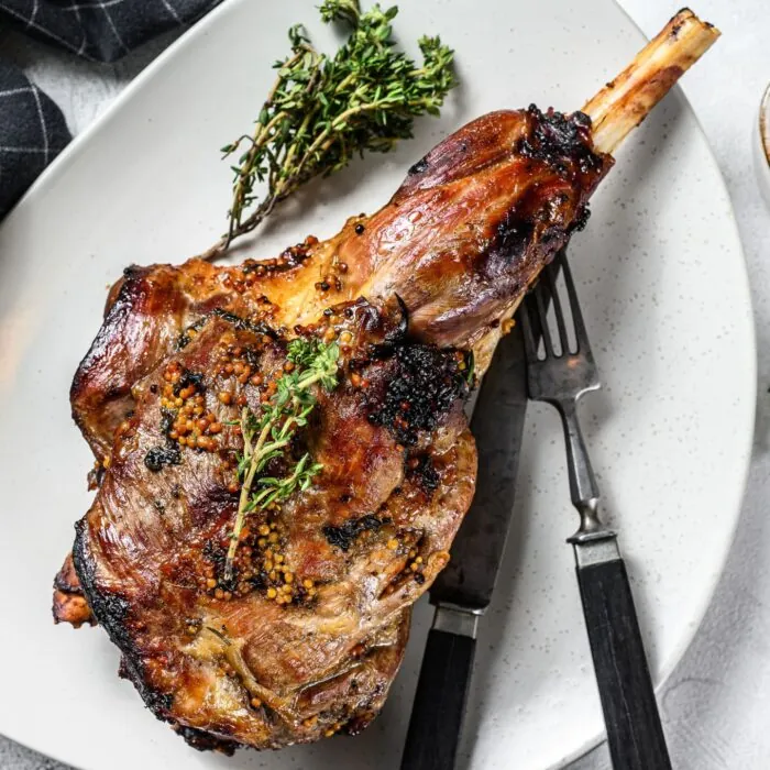Ein Roast Leg of Lamb - vladimir-mironov - Canva Pro