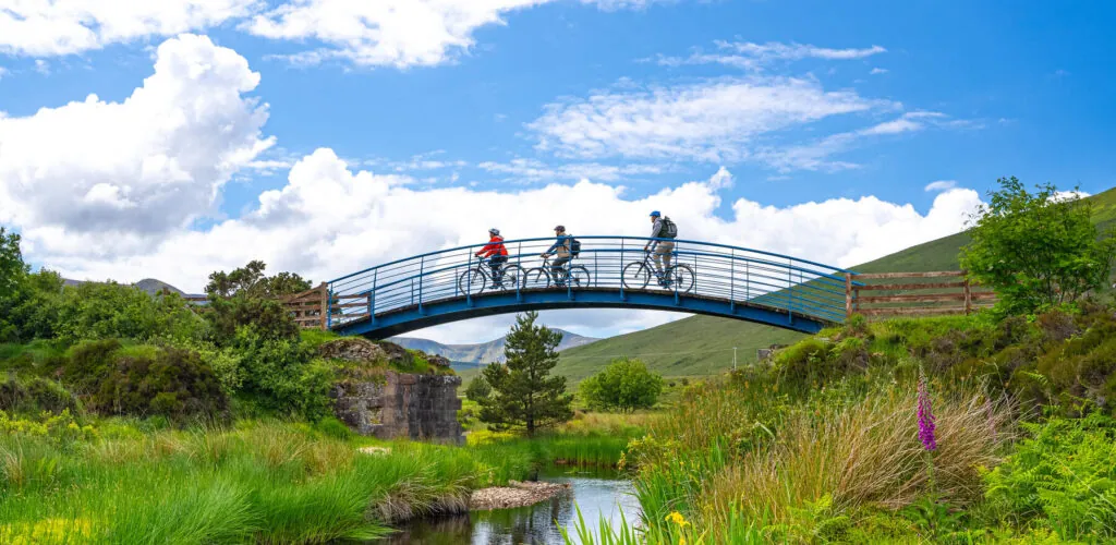Die schönsten Fahrradstrecken in Irland: 10 atemberaubende Routen 1 Der Great Western Greenway - Big Style Media - ©Fáilte Ireland