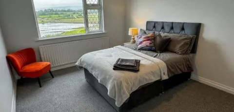 4bed Seaview House