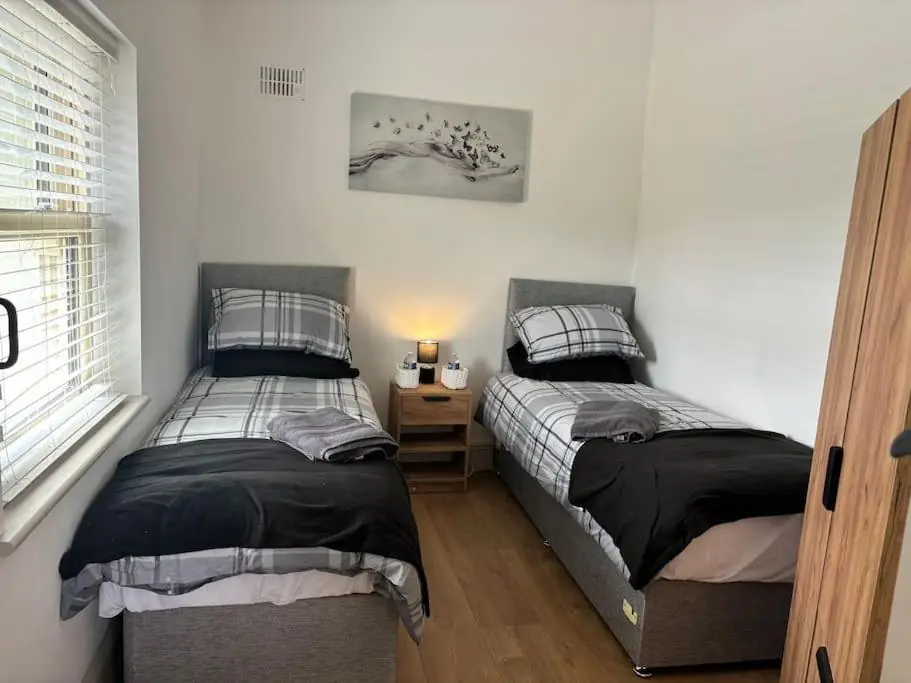 Beautiful Seaside Cottage Wicklow town
