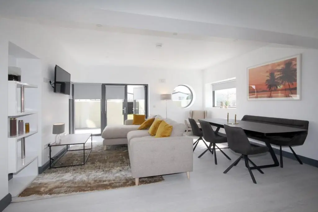 Burrow Park Holiday Apartments