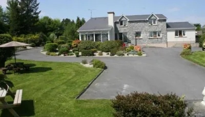 Carrowntober House B & B