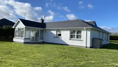 Castle Gardens Bungalow, Saint Helens Resort, Wexford – 3 Bedroom Sleeps 6