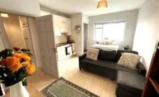 Centrally Located Two Bed Apartment – Sleeps Four