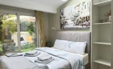 Centre of Killaloe Village, Lovely Apartment