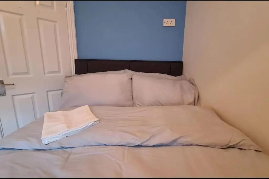 Entire 1 bedroom apartment