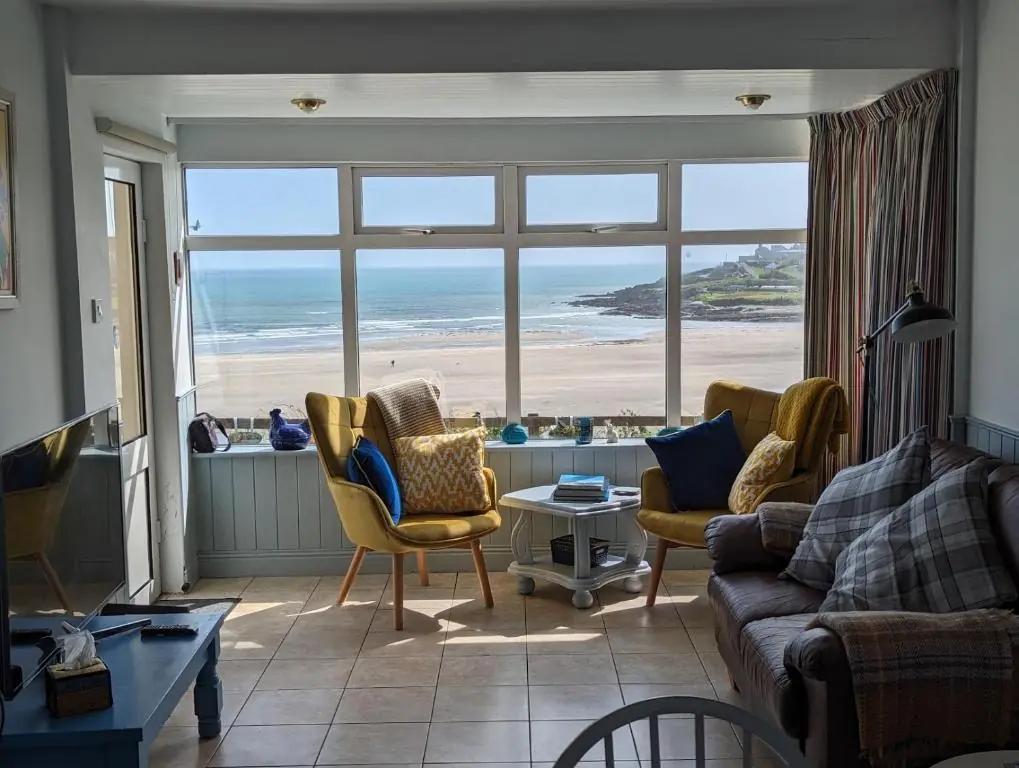 Idyllic Inchydoney Beach Cottage - Amazing sea views